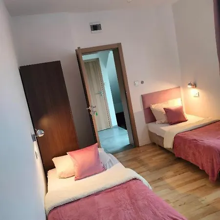 Hostel 11